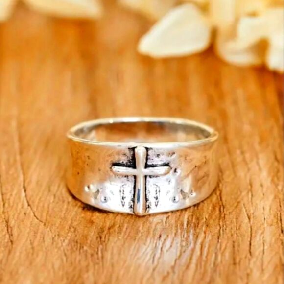 Vintage Wide Trendy Cross Ring - Picture 1 of 4